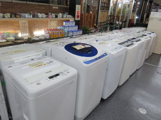 リサイクルショップ Karakuri 洗濯機 配達 設置いたします 洗濯機の販売 買取はkarakuriへ 家電買取いたします