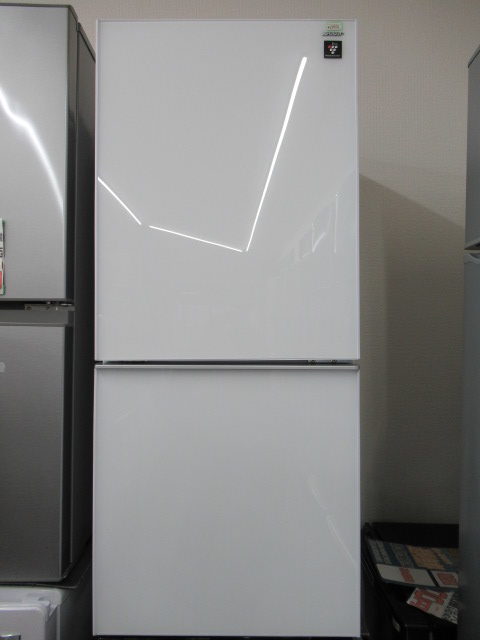 【冷蔵庫販売 買取 鶴ヶ島】SHARP 冷蔵庫 137L SJ-GD14C-W 2017年製買取ました！鶴ヶ島市 川越市 坂戸市 毛呂山町で